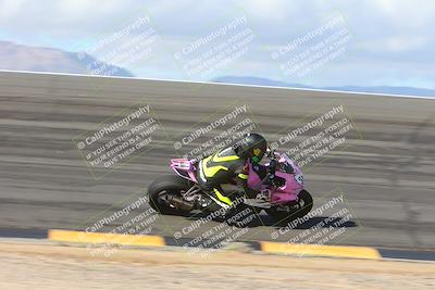 media/Feb-04-2024-SoCal Trackdays (Sun) [[91d6515b1d]]/1-Bowl (950am)/